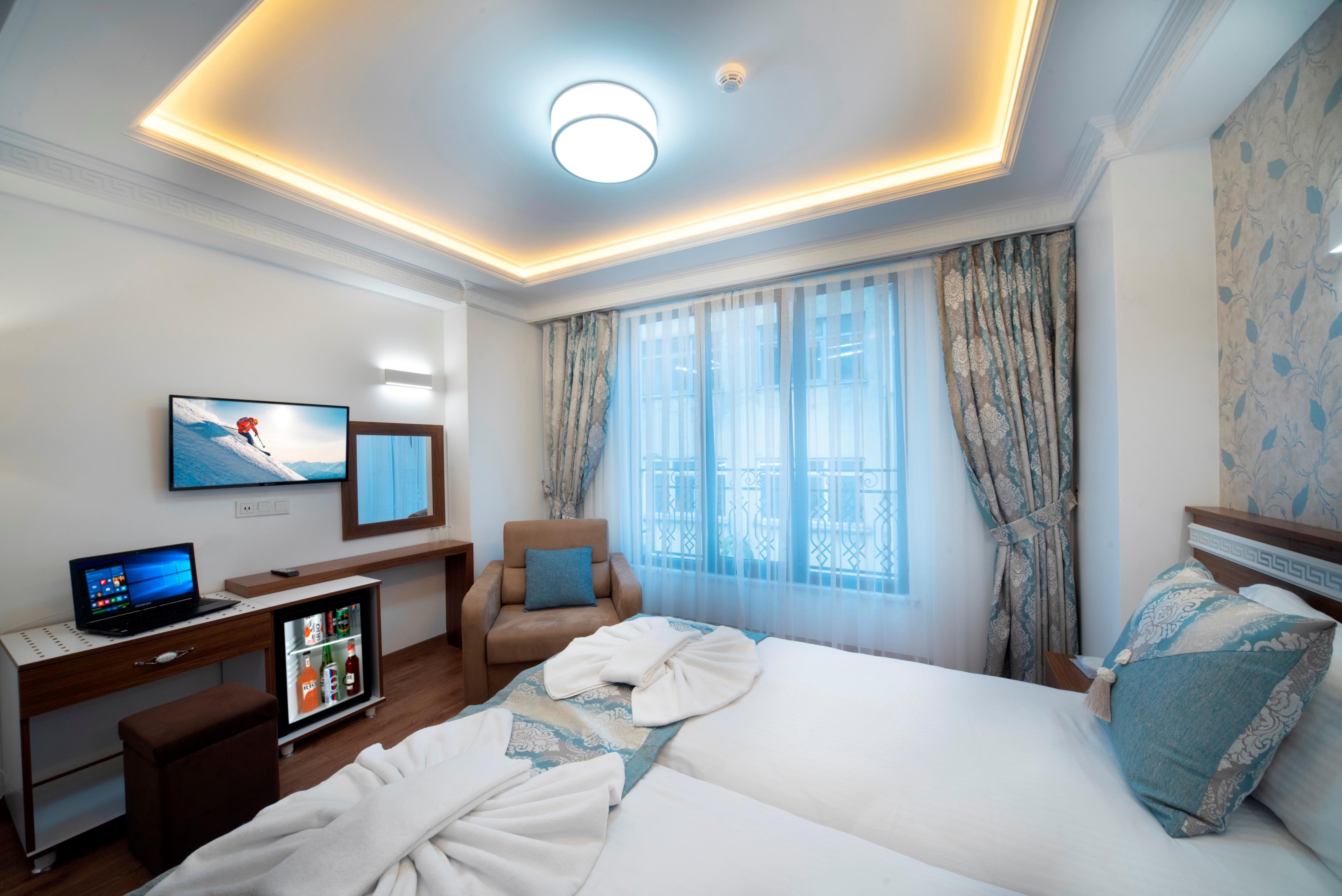 Lika Hotel Istanbul Exterior photo